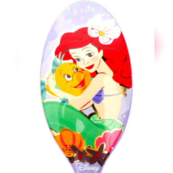 Ariel & Flounder Detangling Wet Brush NWT - Picture 3 of 9